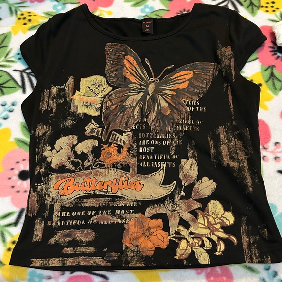 Butterfly Shirt Bundle - Picture 7 of 12